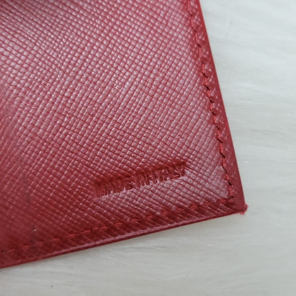 100% Authentic PRADA nylon billfold wallet - Picture 4 of 14